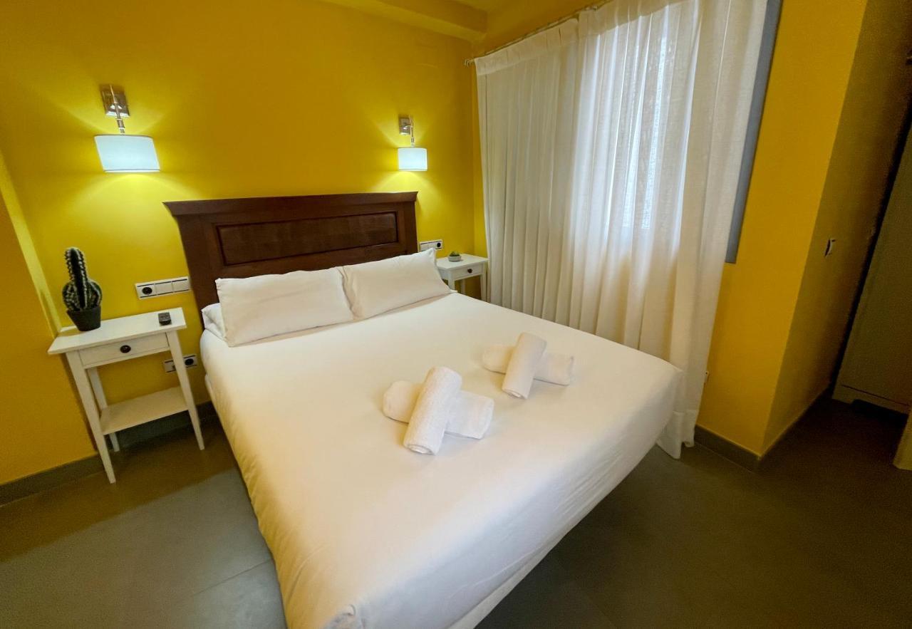 Ritual Sevilla Suites - Malaver 23 (Adults Only) Экстерьер фото